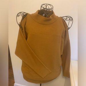 Alfani cold shoulder women’s top